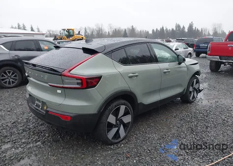 2022 Volvo C40 Recharge Pure Electric P8 Ultimate z USA, uszkodzony, nr VIN YV4ED3GB4N2006766